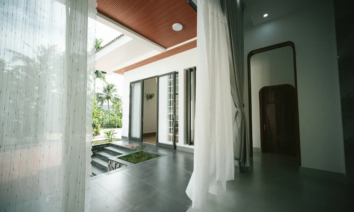 How to Keep Your Home Fresh and Odor Free Naturally